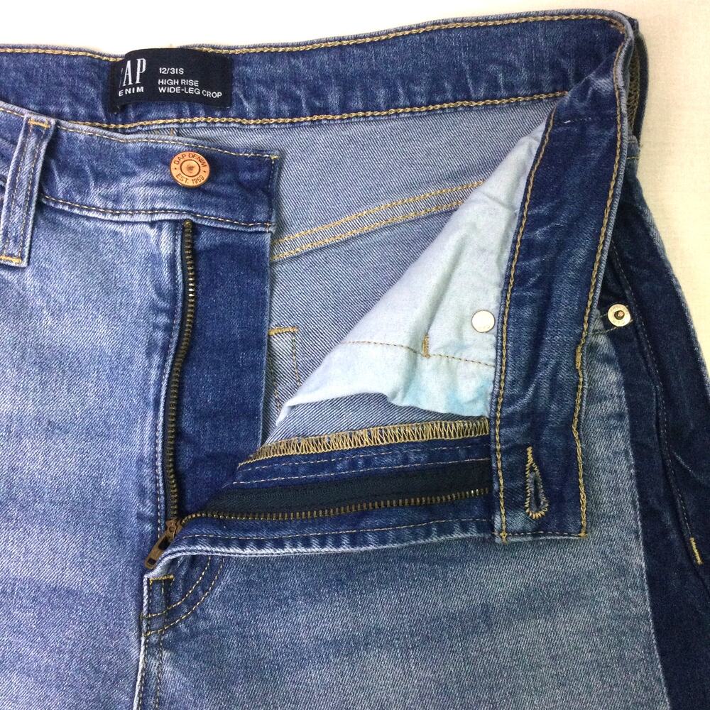 GAP Two-Tone Blue Wide Leg Jeans - Picture 6 of 14